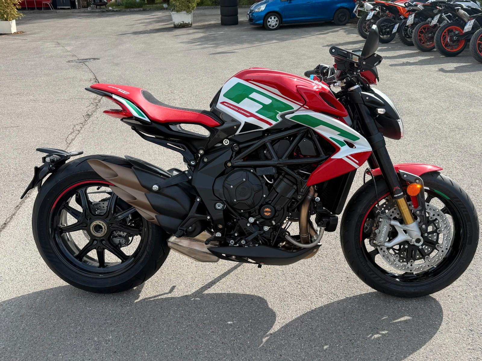 MV Agusta Dagster RC 800 mit Racing Kit