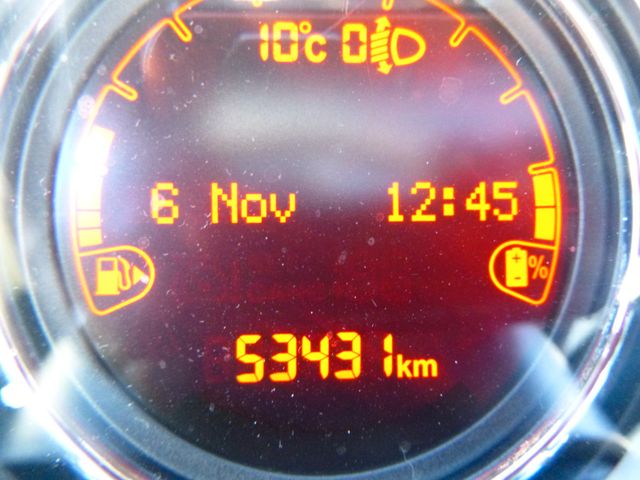 Fahrzeugabbildung Fiat 500 DolceVita >PAN/Navi/PDC/Teilleder<