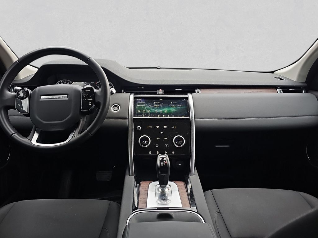 Land Rover Discovery Sport P300e