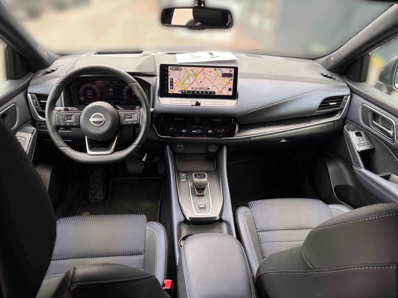 Fahrzeugabbildung Nissan Qashqai 1.3 DIG-T Tekna*Navi*360°Kamera*SHZ*Ganz
