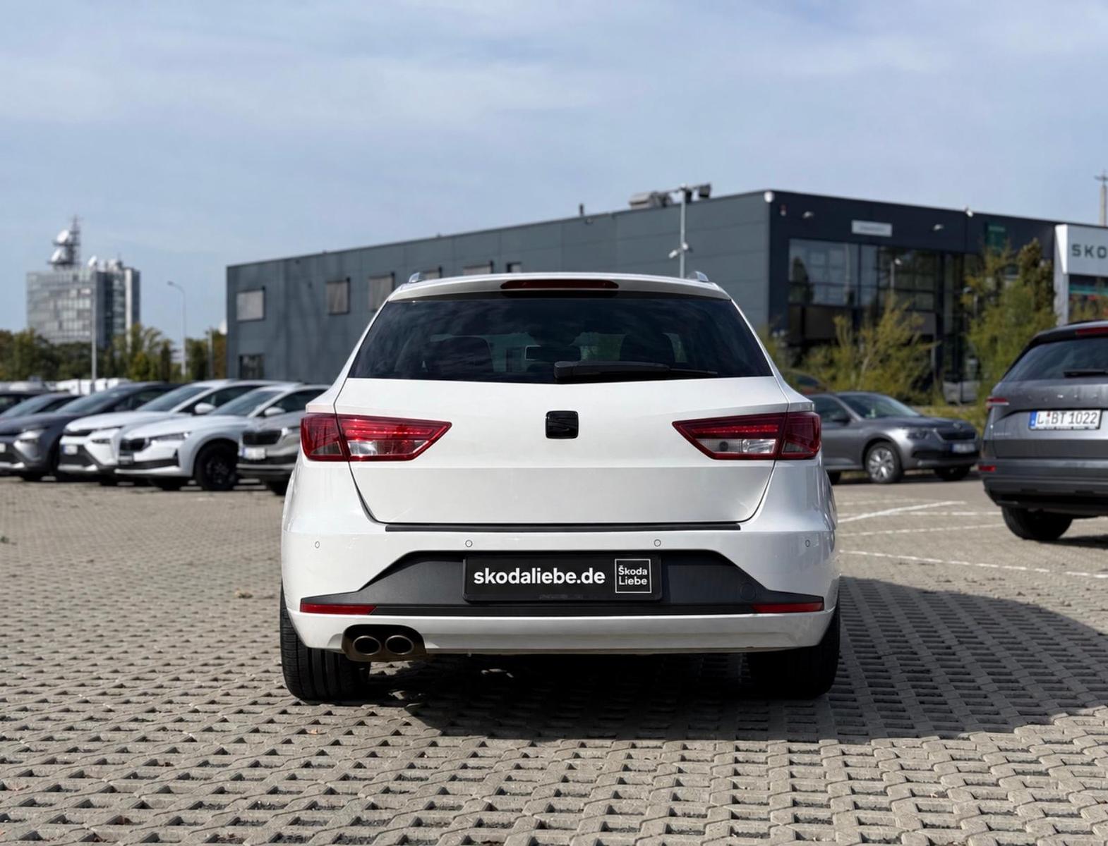 Seat LEON ST FR 1.8TSI LED|NAV|ALCANTARA|SOUND|UNIKAT