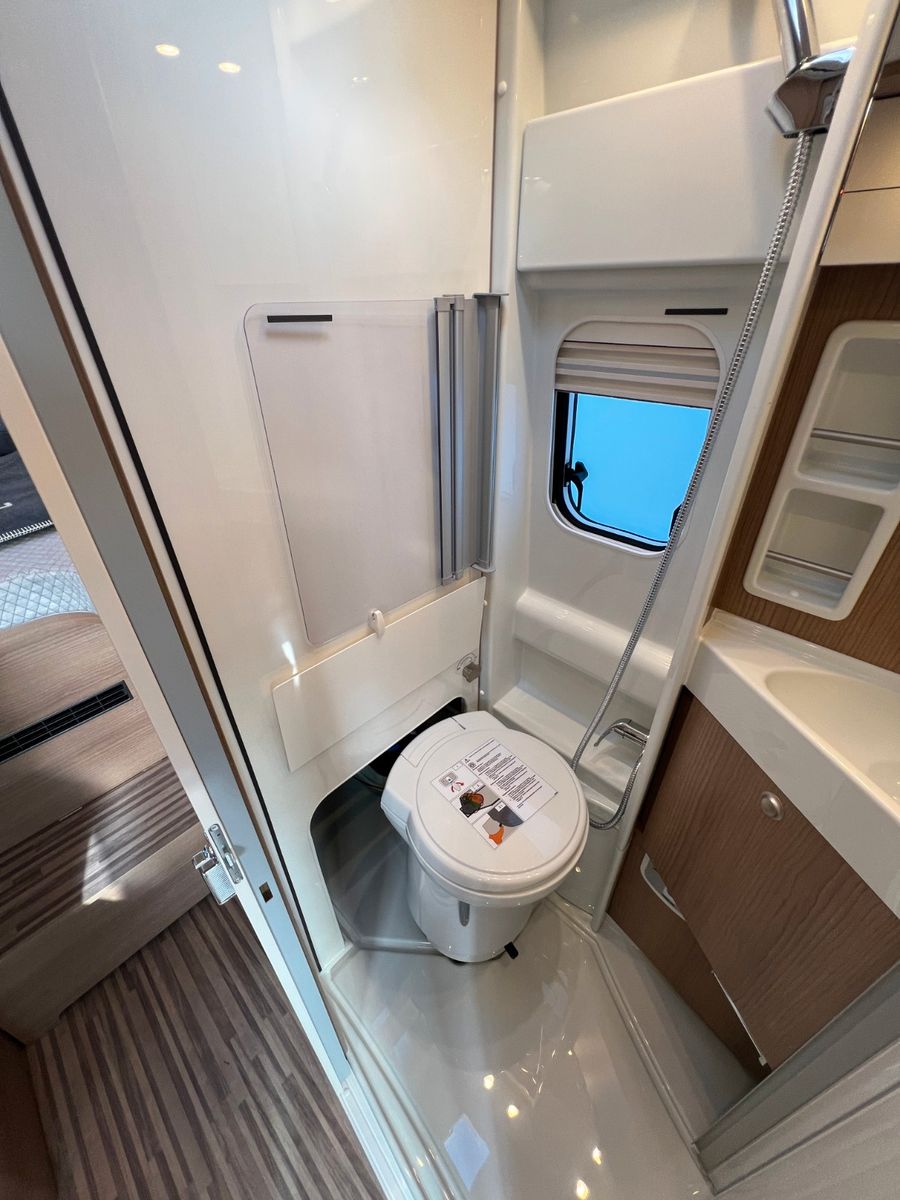 Fahrzeugabbildung Malibu Van diversity GT skyview 640 LE K