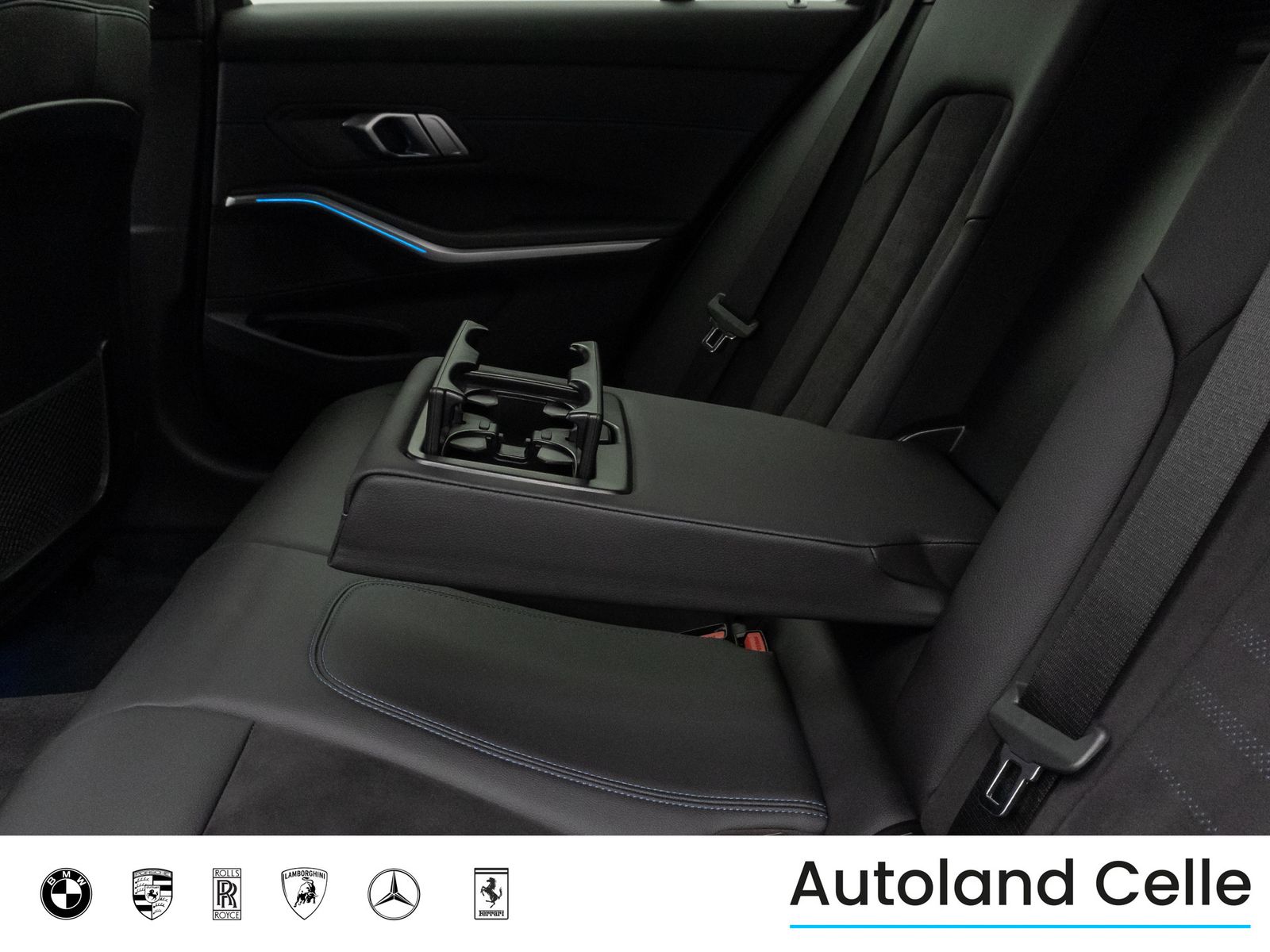 Fahrzeugabbildung BMW 320d M Sport Kamera DAB Widscreen Stop&Go LED