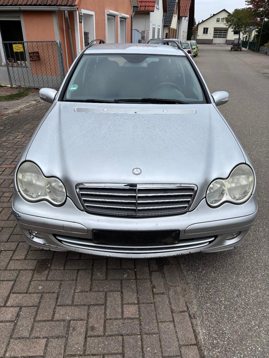 Mercedes-Benz C 200