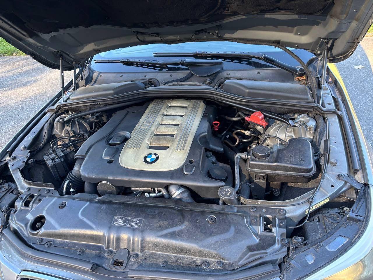 BMW 525 2005 — photo 13
