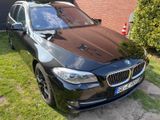 BMW 520d Touring VOLL HUD Softclose Panorama Xenon