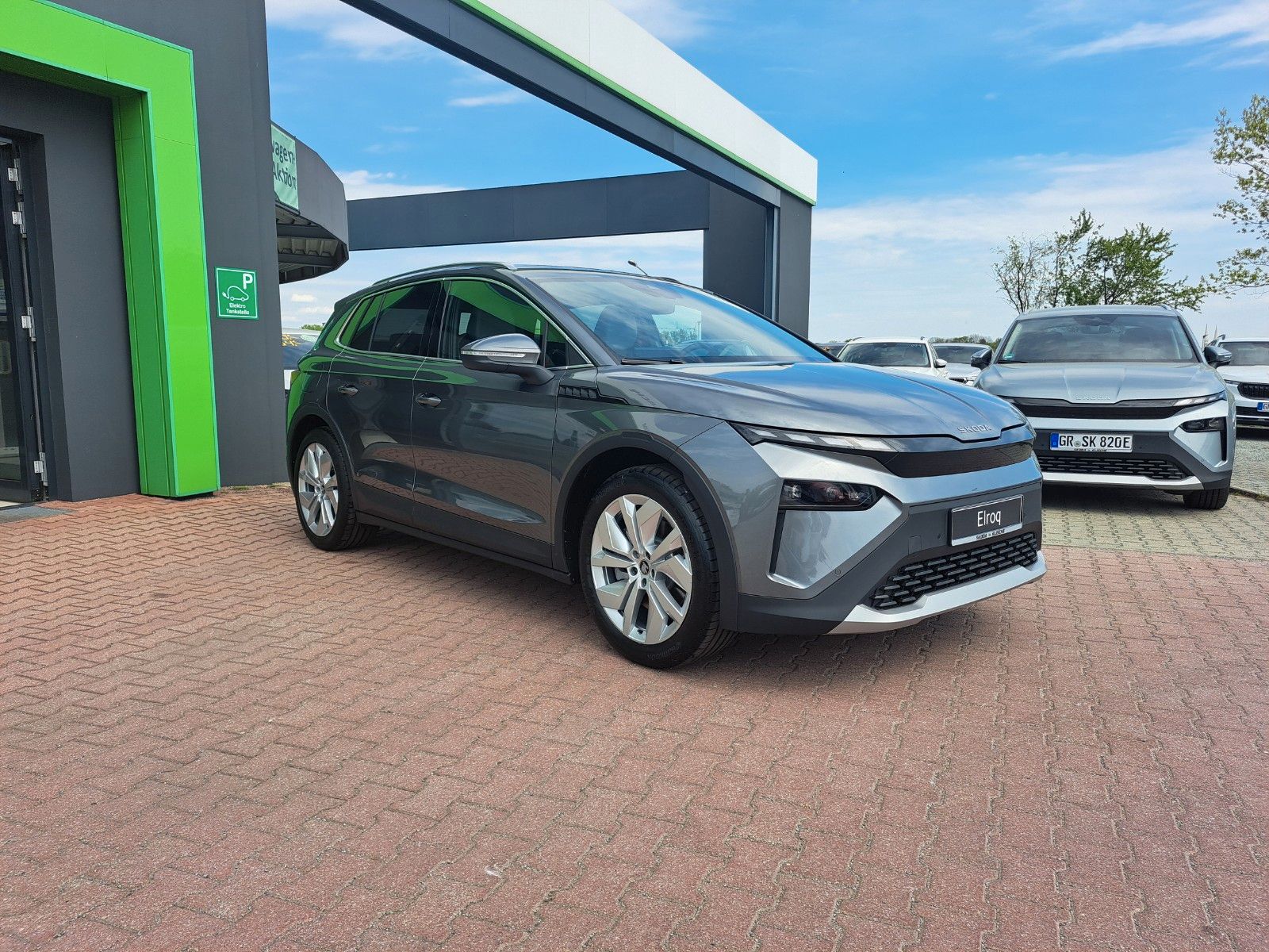 Skoda ELROQ 85 82 kWh Batterie Elektrom. 210 kW 286 PS imagem 3