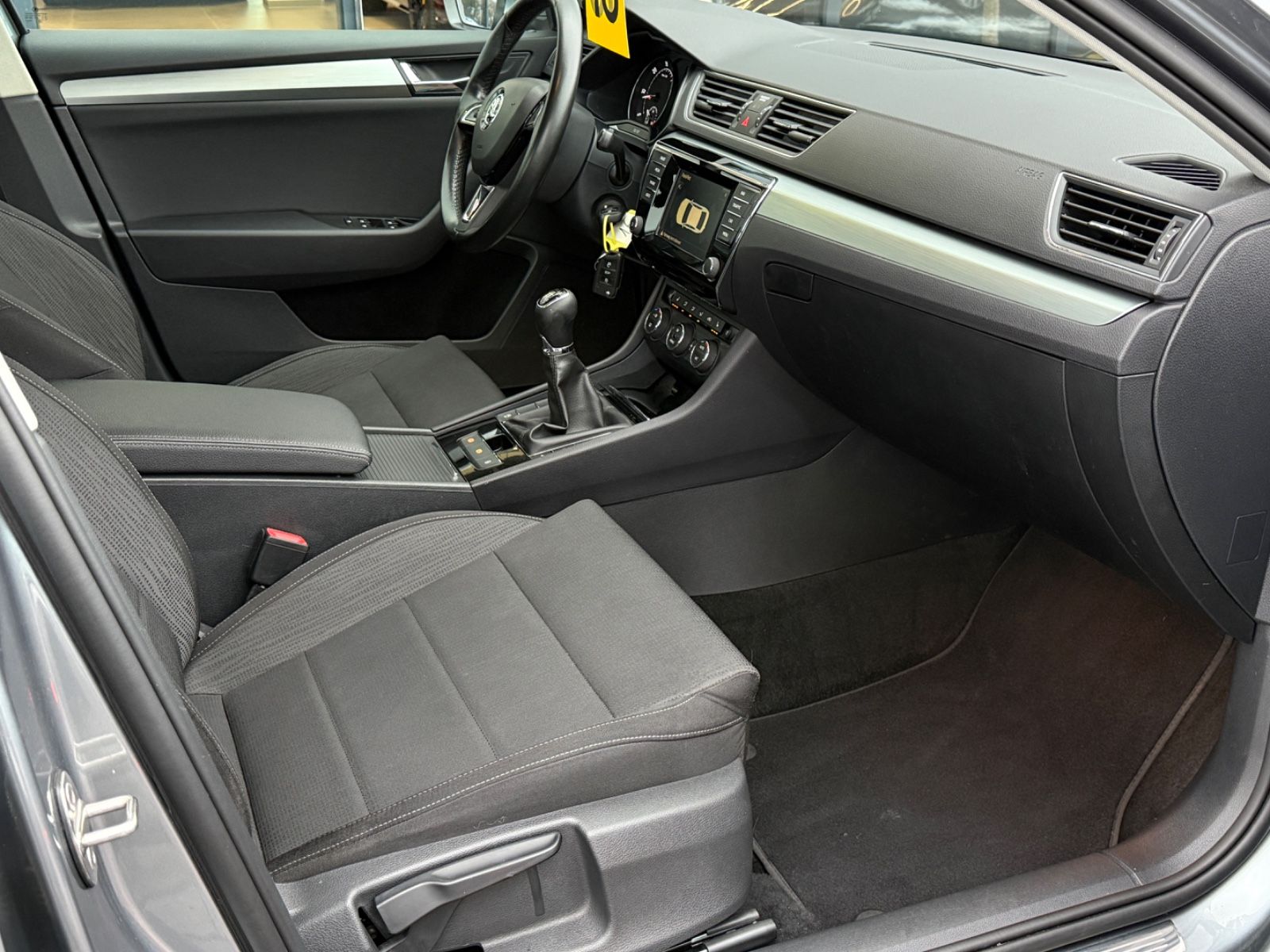 Superb Lim. Ambition 2.0 TDI Navi Bi-Xenon