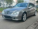 Mercedes-Benz C 180 Sportcoupe Kompressor Sport Edition - gebrauchte Mercedes-Benz C 180 aus dem Jahr 2006