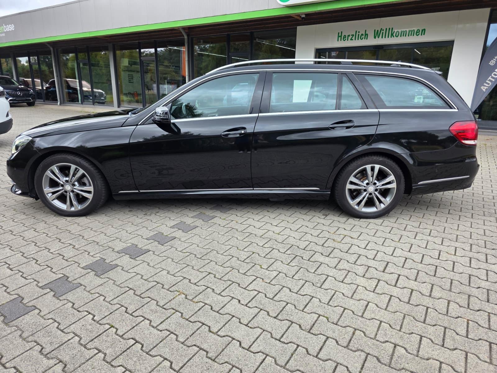 Mercedes-Benz E 200T-Modell BlueTec  Avantgarde Scheckheft