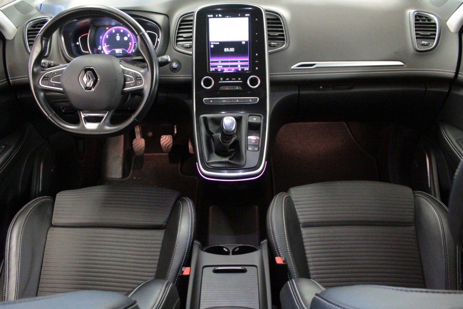 Fahrzeugabbildung Renault Grd Scenic Tce130 Bose Edition*R-Link*Sitzhzg*
