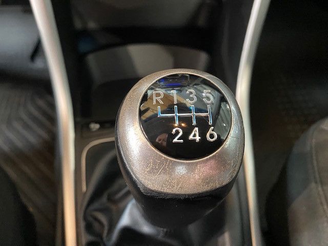 Hyundai i30 1.6 GDi blue