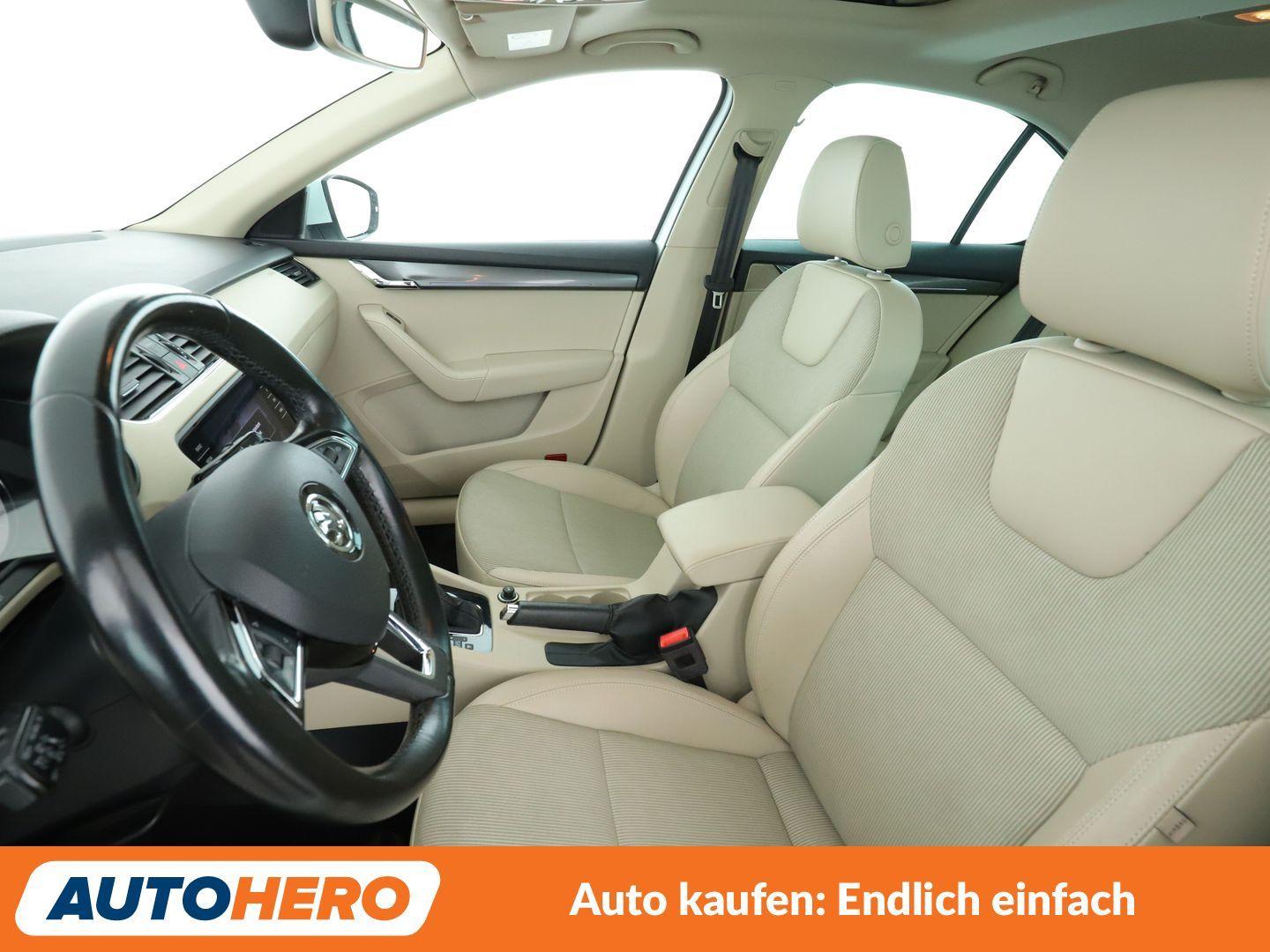 Skoda Octavia 2.0 TDI Style Aut.*LED*TEMPO*PDC*