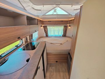 Fahrzeugabbildung HYMER / ERIBA / HYMERCAR TOURING 430 LEGEND URBAN 2023