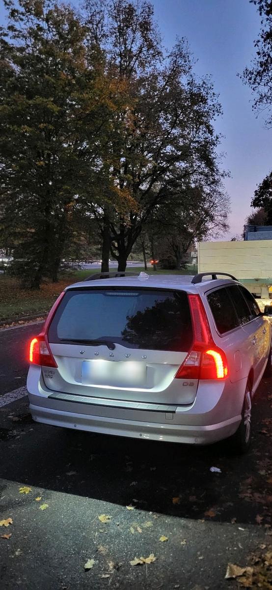 Volvo V70 2011 — photo 7