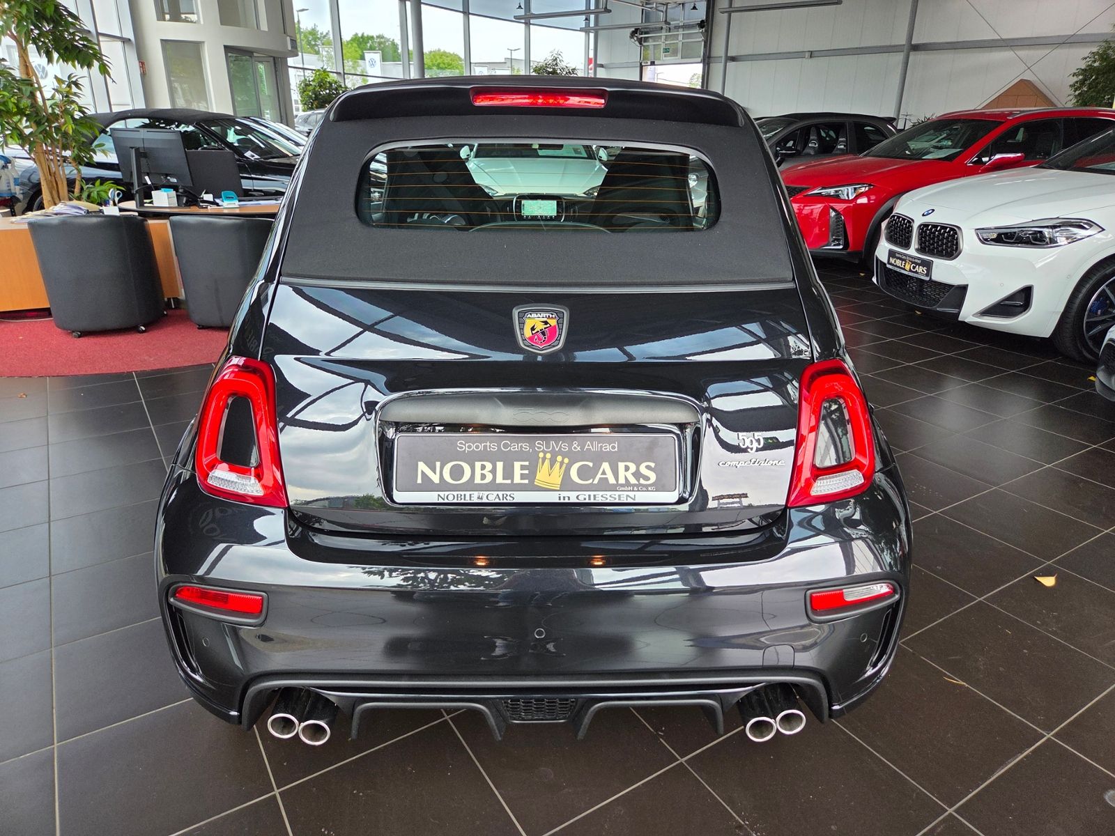 Fahrzeugabbildung Abarth 595C Competizione NAVI CarPlay