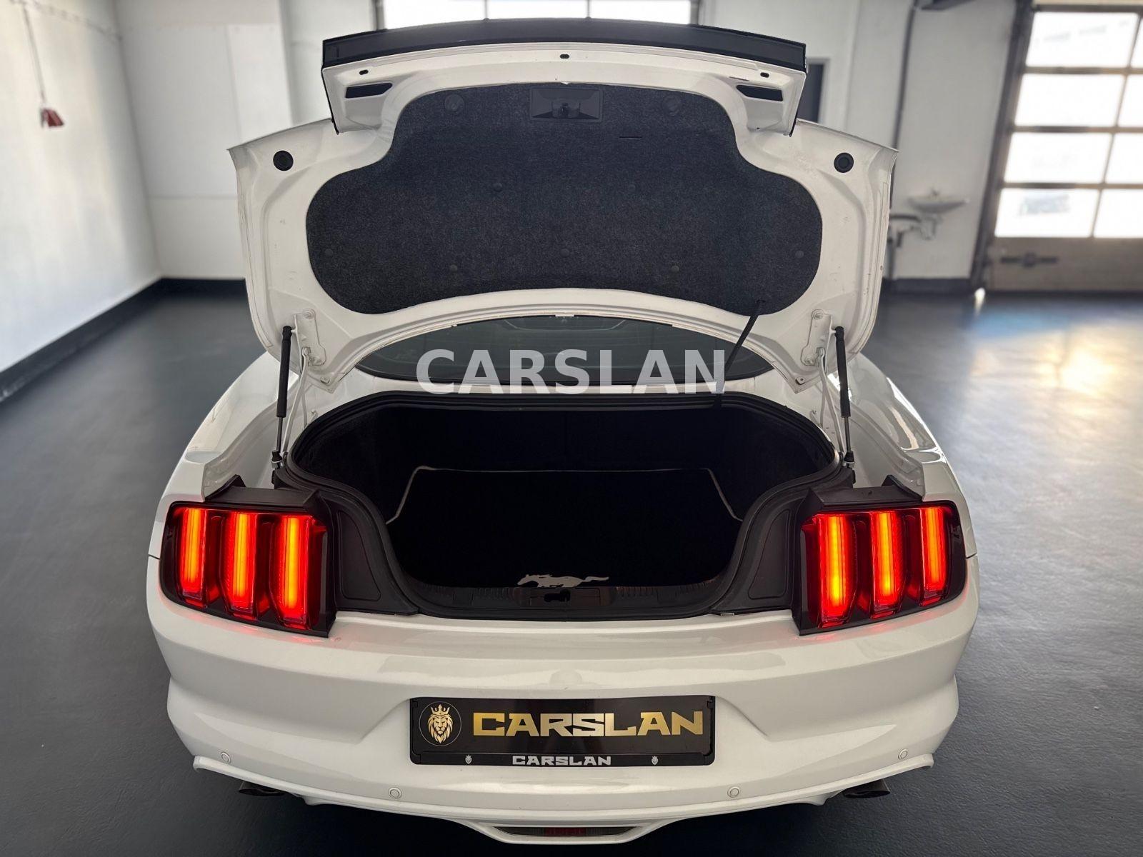 Ford Mustang 3.7 V6 NAVI+LED+ALCNTR+R.KAM+SHZ+KEYLESS