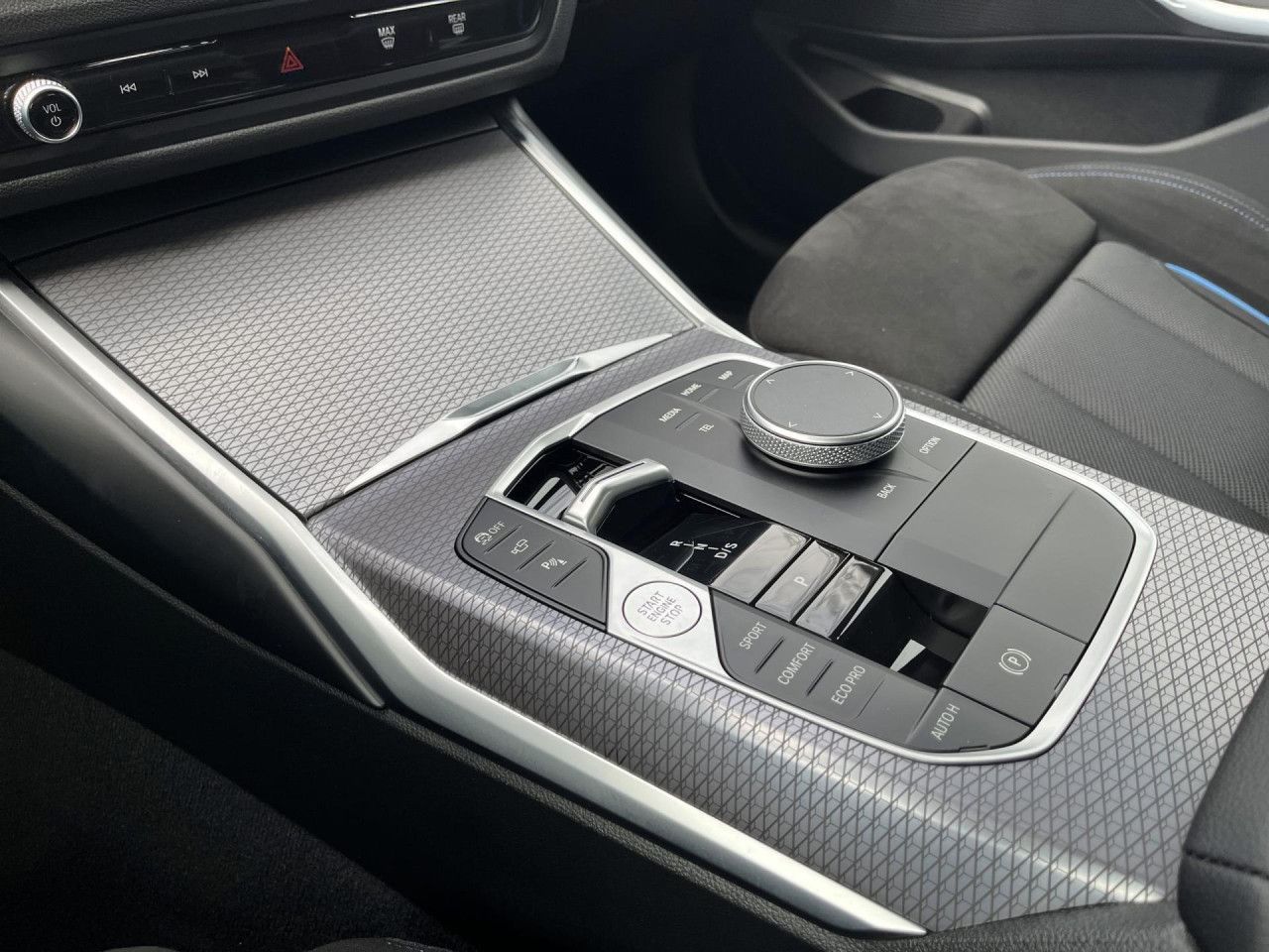 BMW 320 - Bild 11