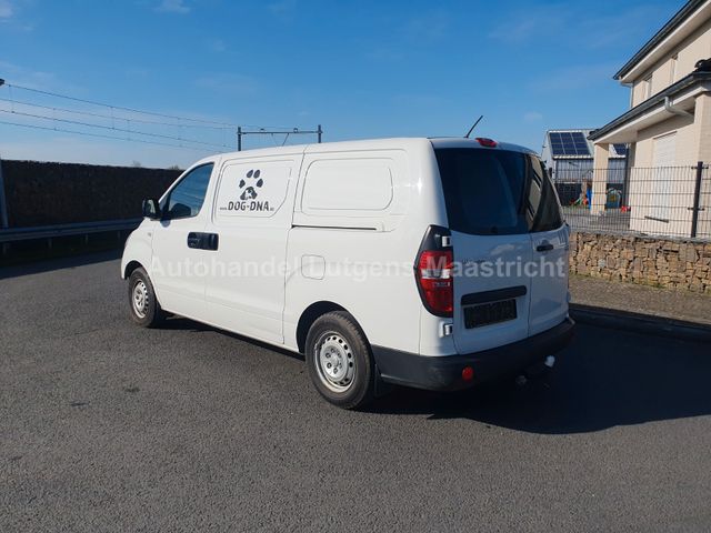 Hyundai H-1 CRDI