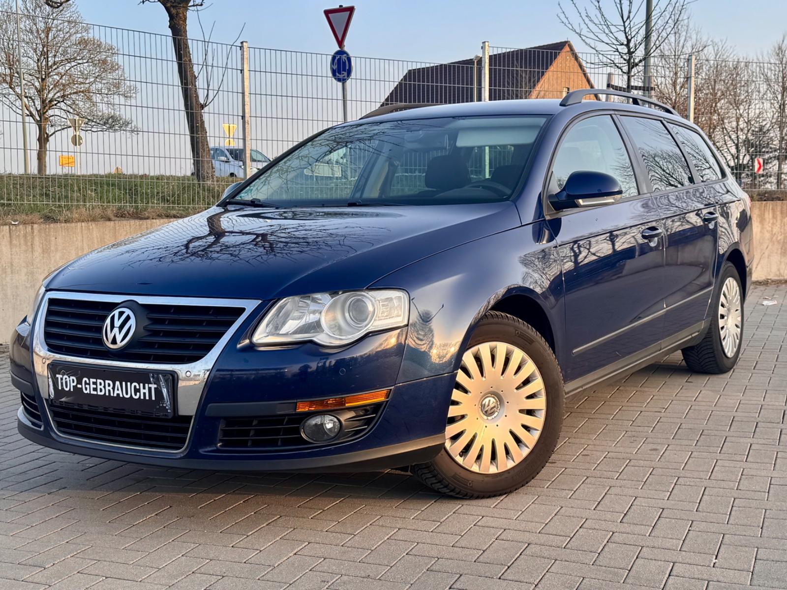 Volkswagen Passat Variant Trendline+AHK+PDC+STANDHEIZUNG