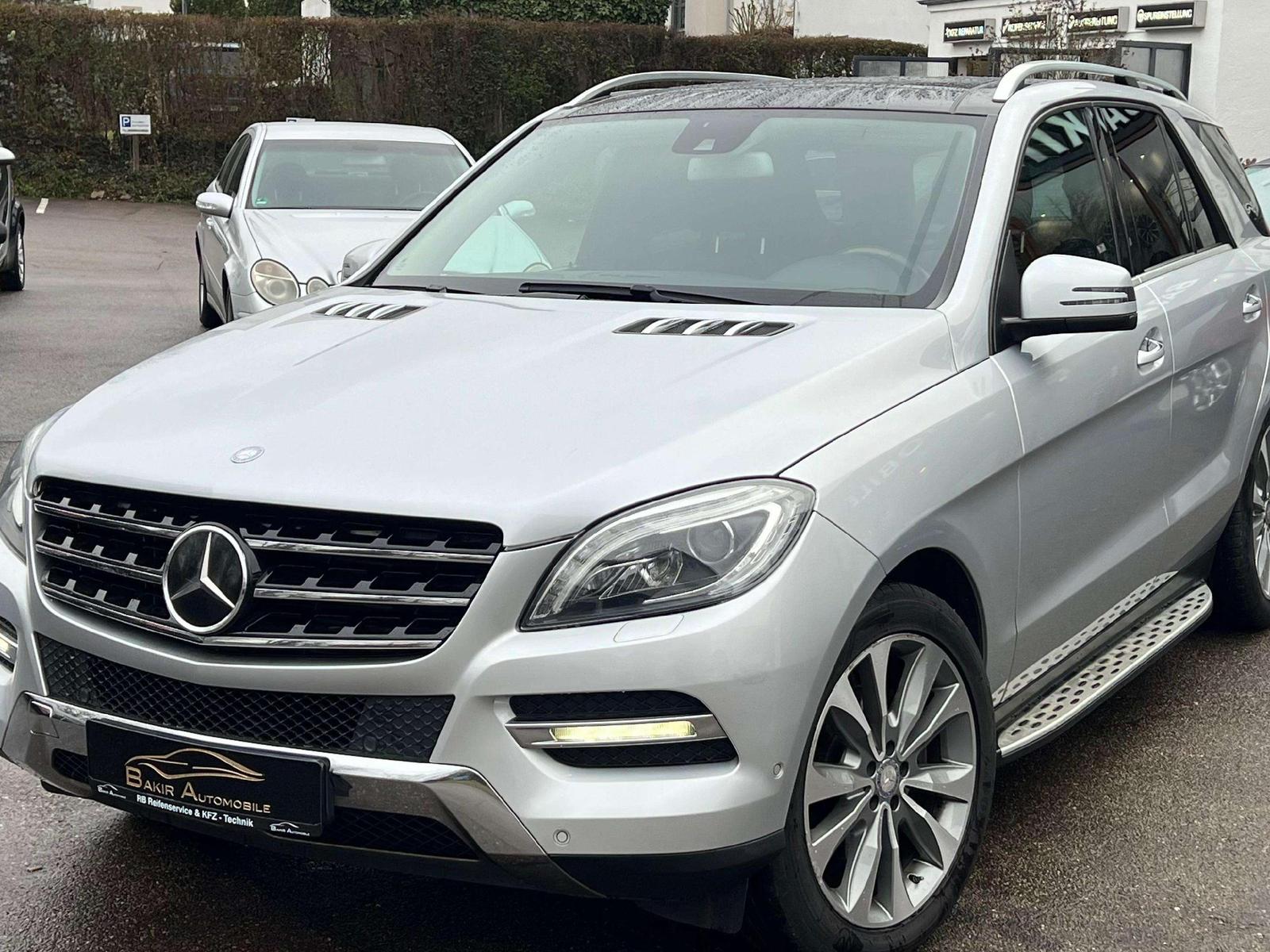 Mercedes-Benz ML 350 ML 350 CDI Bluetec*Pano*Standheizung*Key-
