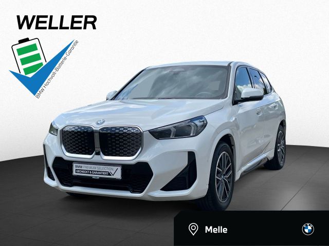 BMW iX1 xDrive30 M Sport AHK,AdLED,HUD,360°,LivePro