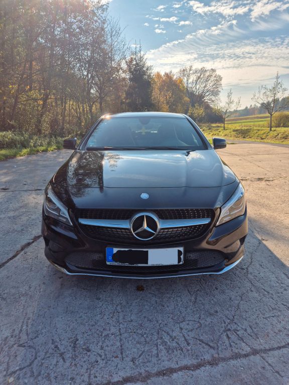 Image of Mercedes-Benz CLA 180