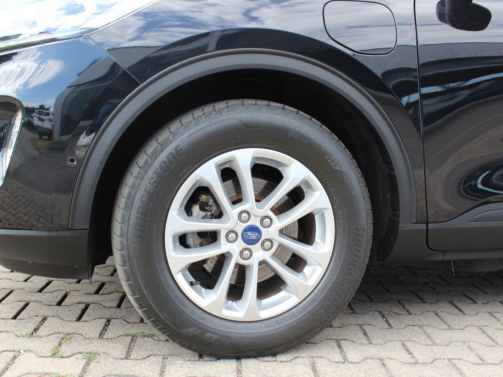 Fahrzeugabbildung Ford Kuga Plug-In Hybrid Titanium X 2,5 Duratec