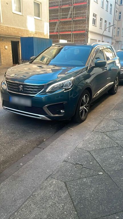 Image of Peugeot 5008