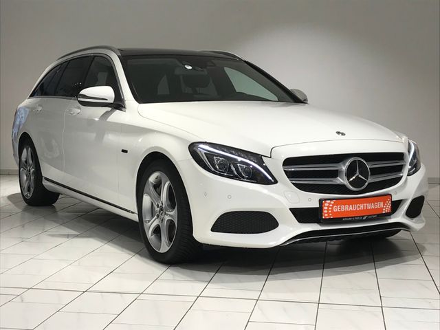 Mercedes-Benz C 350e T Avantgarde PANO 18" eHECK LED NAV DIS+