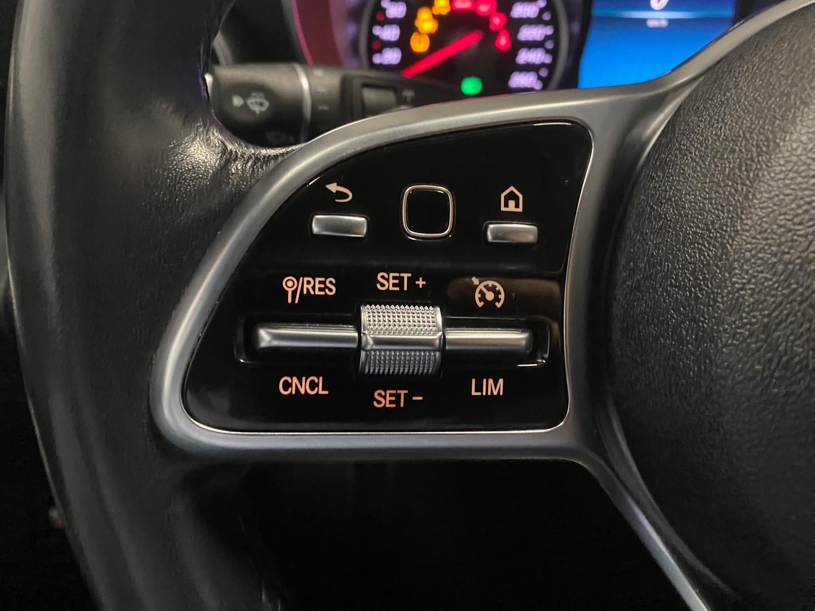 Fahrzeugabbildung Mercedes-Benz C 200 Mildhybrid+AVANTGARDE+Kamera+Navigation