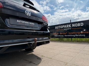 Volkswagen Golf - 10