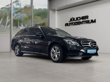 Mercedes E 220 - 1