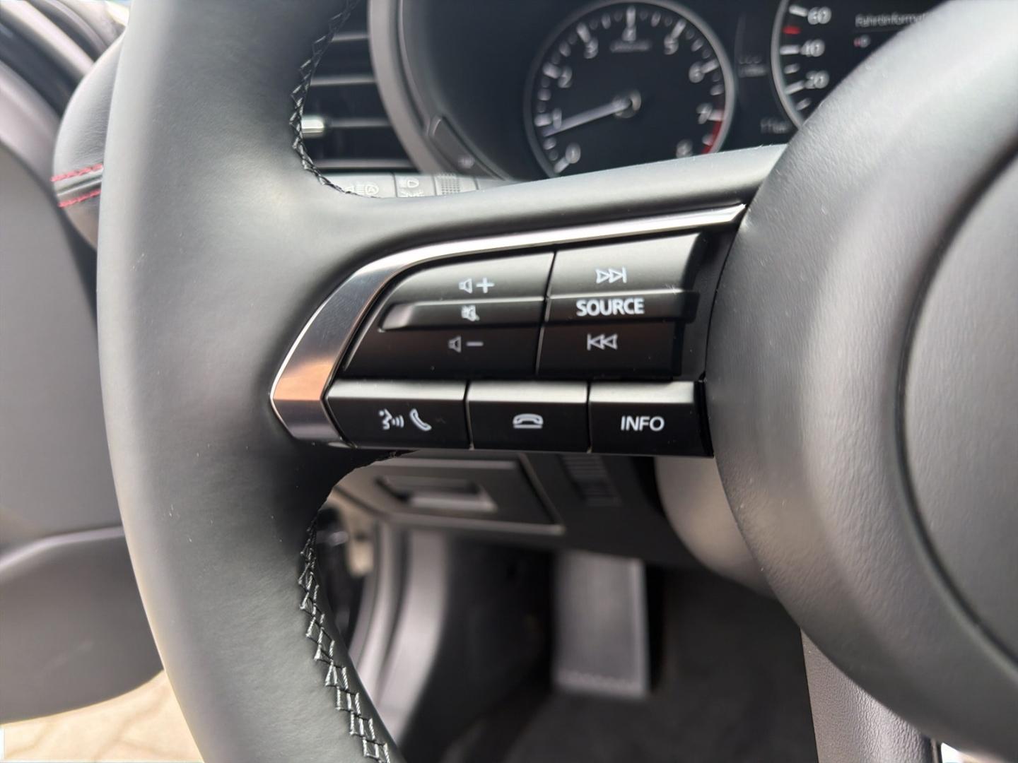 Mazda MAZDA3 Homura SKY.-X 186 HUD Navi LED ACC Apple CarPl, миниатюра 25