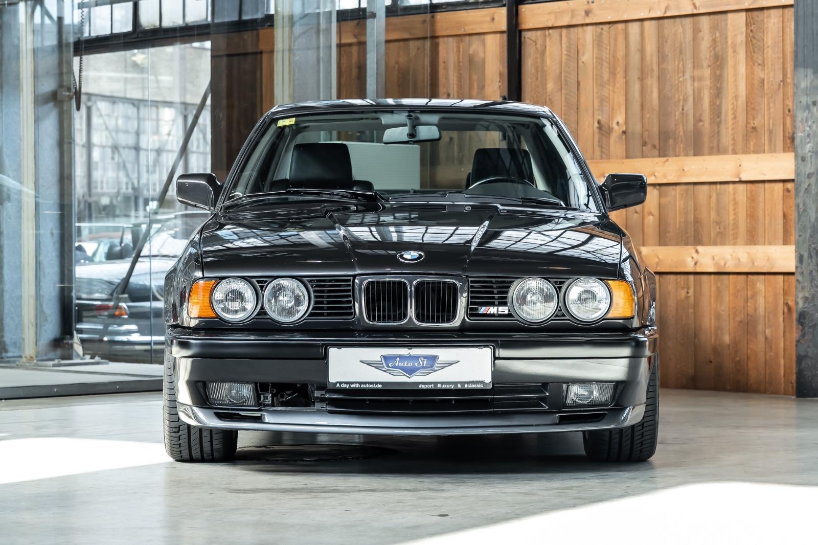 BMW M5 E34  | Shadow-Line | Schiebedach