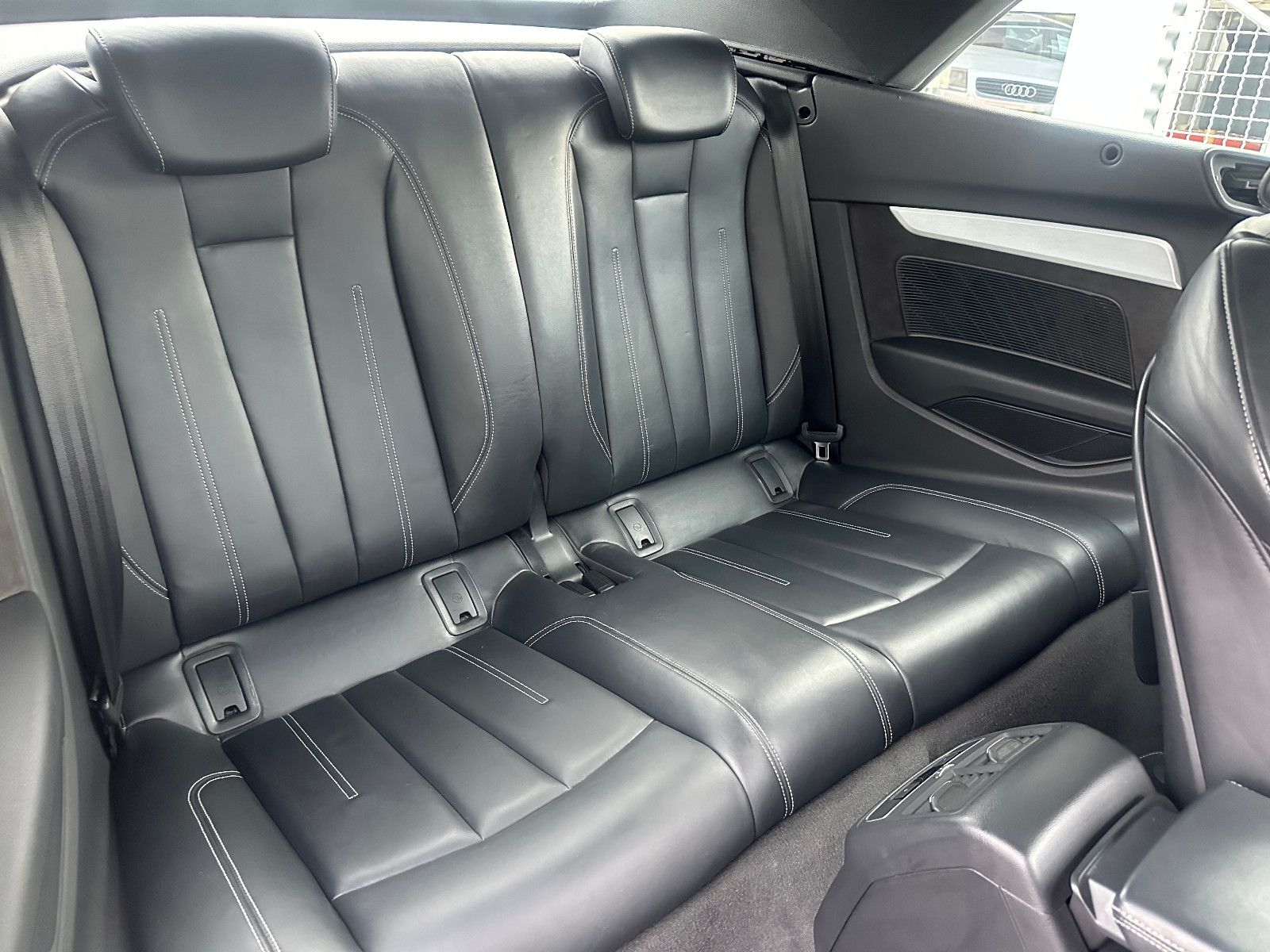 Fahrzeugabbildung Audi A5 CABRIO 3.0 TDI QUATTRO S LINE+SPORTPAKET