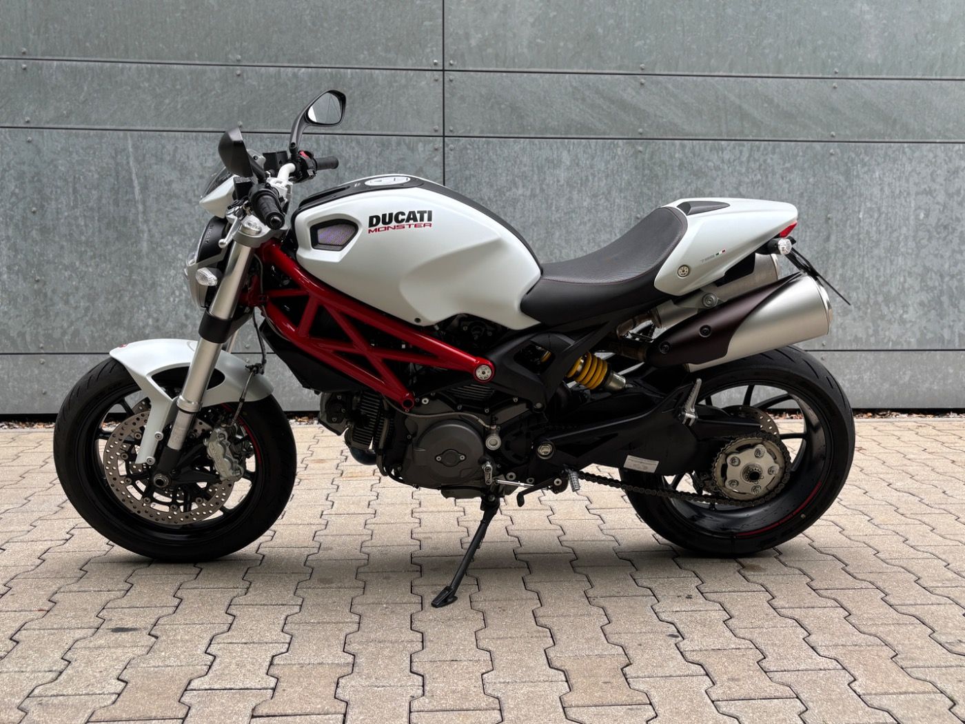 Fahrzeugabbildung Ducati Monster 796