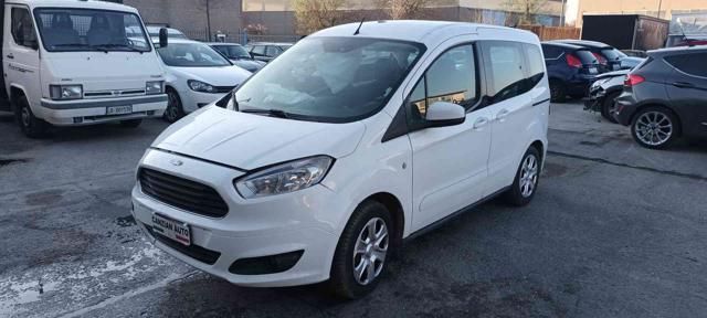 Ford FORD Tourneo Courier 1.5 TDCI 5 POSTI INCIDENTAT