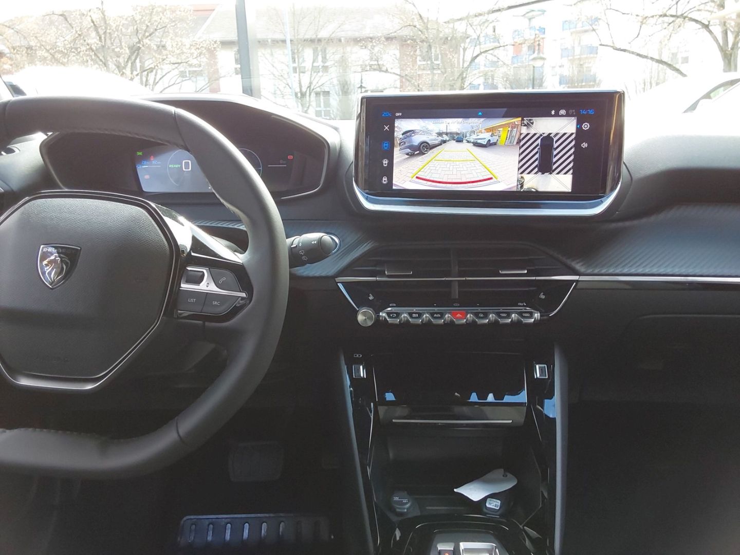 Peugeot 2008 - Bild 12