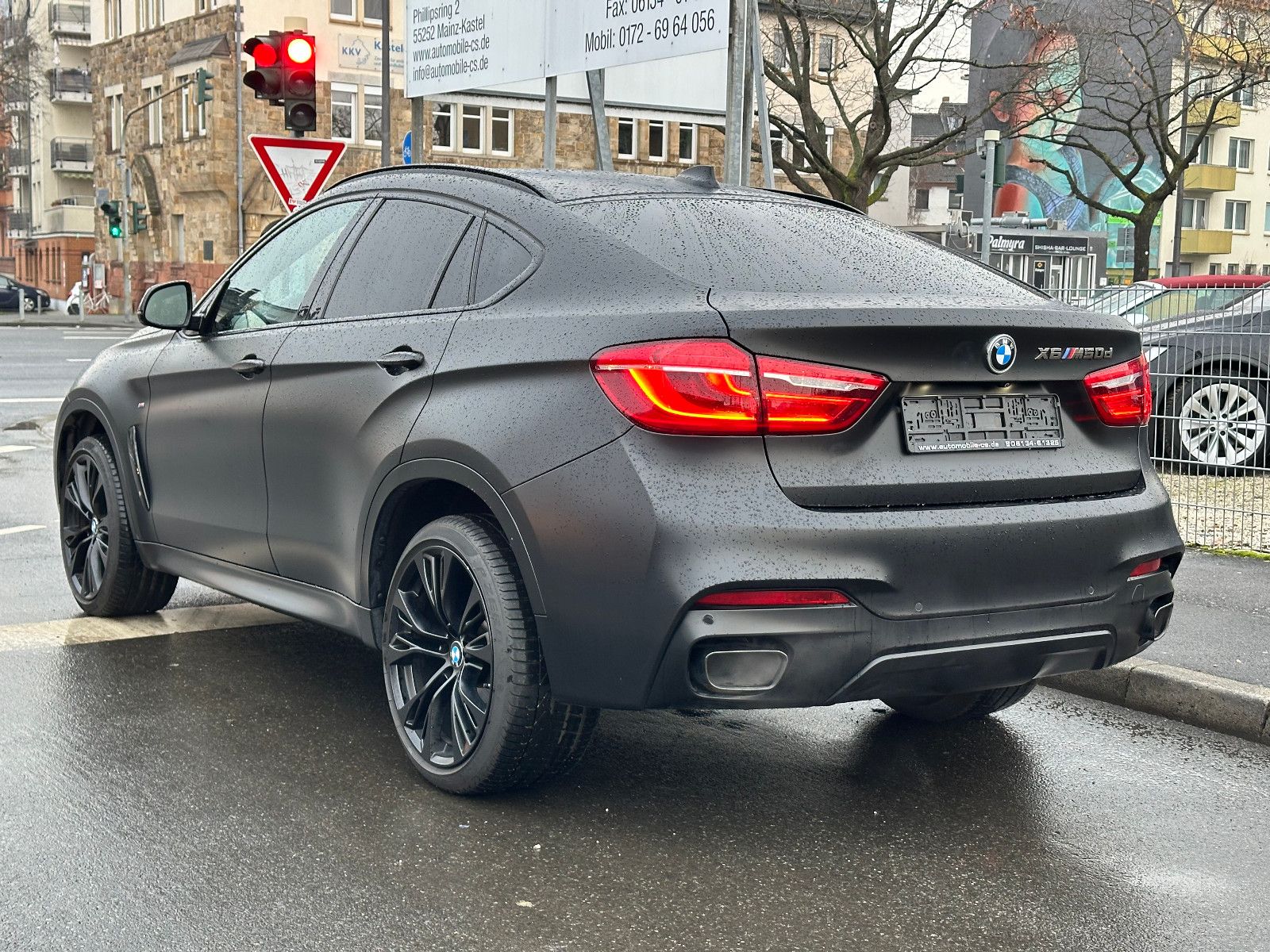 Fahrzeugabbildung BMW X6 M50 M SPORTPAKET*AHK+KAMERA*