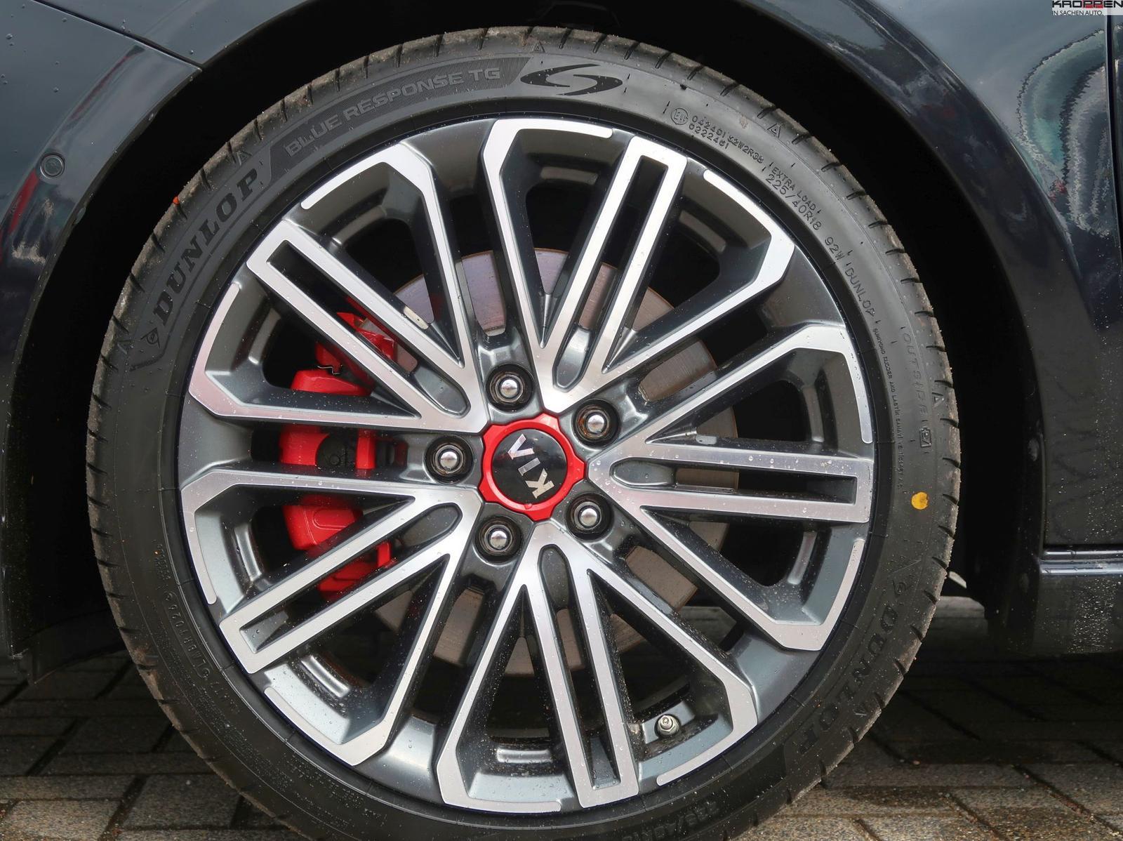 Kia Ceed GT DCT7 Pan.-Dach elektr. Sitz Navi Android
