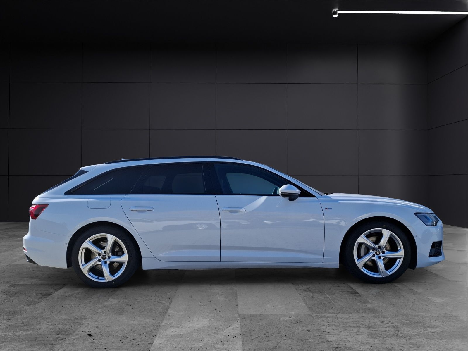 Fahrzeugabbildung Audi A6 Avant 45 TFSI sport quattro S-tronic STH LED