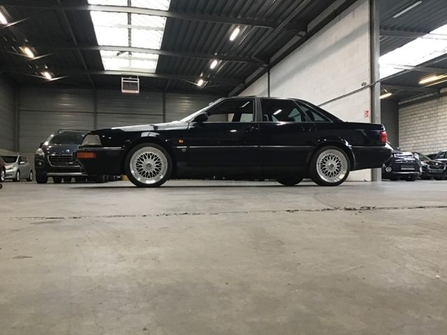 Audi V8 4.2 V8 EXKLUSIV QUATTRO 280 PS 2 HAND TÜV NEU