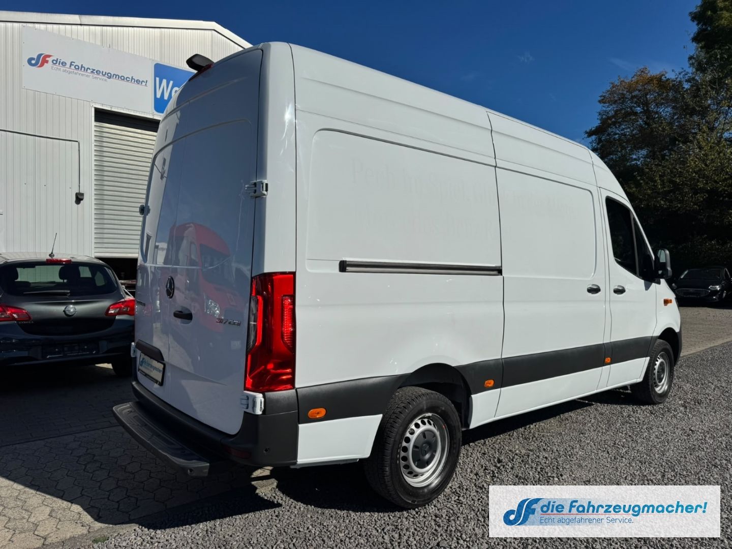 Fahrzeugabbildung Mercedes-Benz Sprinter Kasten 317 CDI AUT.L2H2 Navi 360Kamera