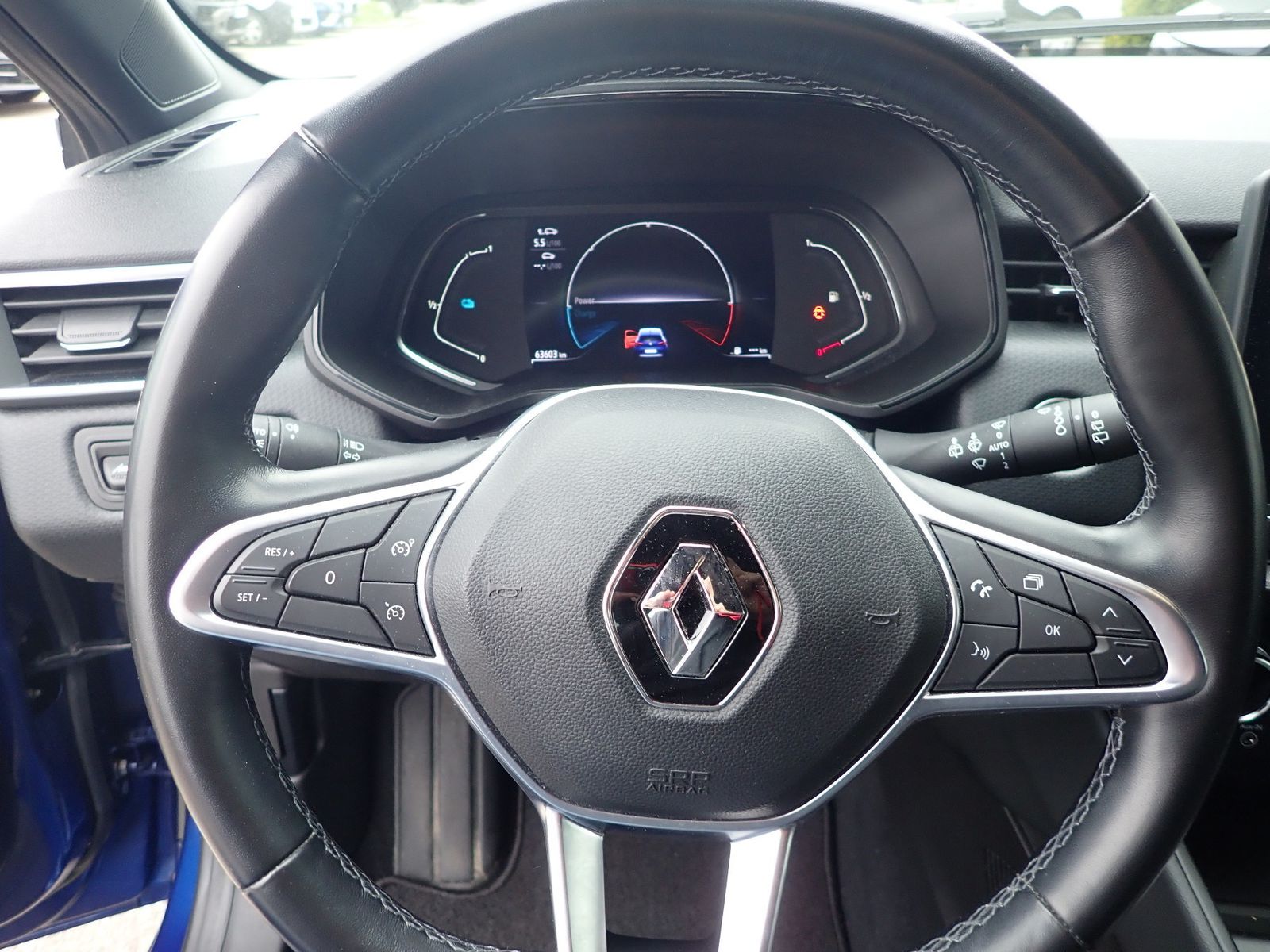 Fahrzeugabbildung Renault Clio Intens E-Tech 140