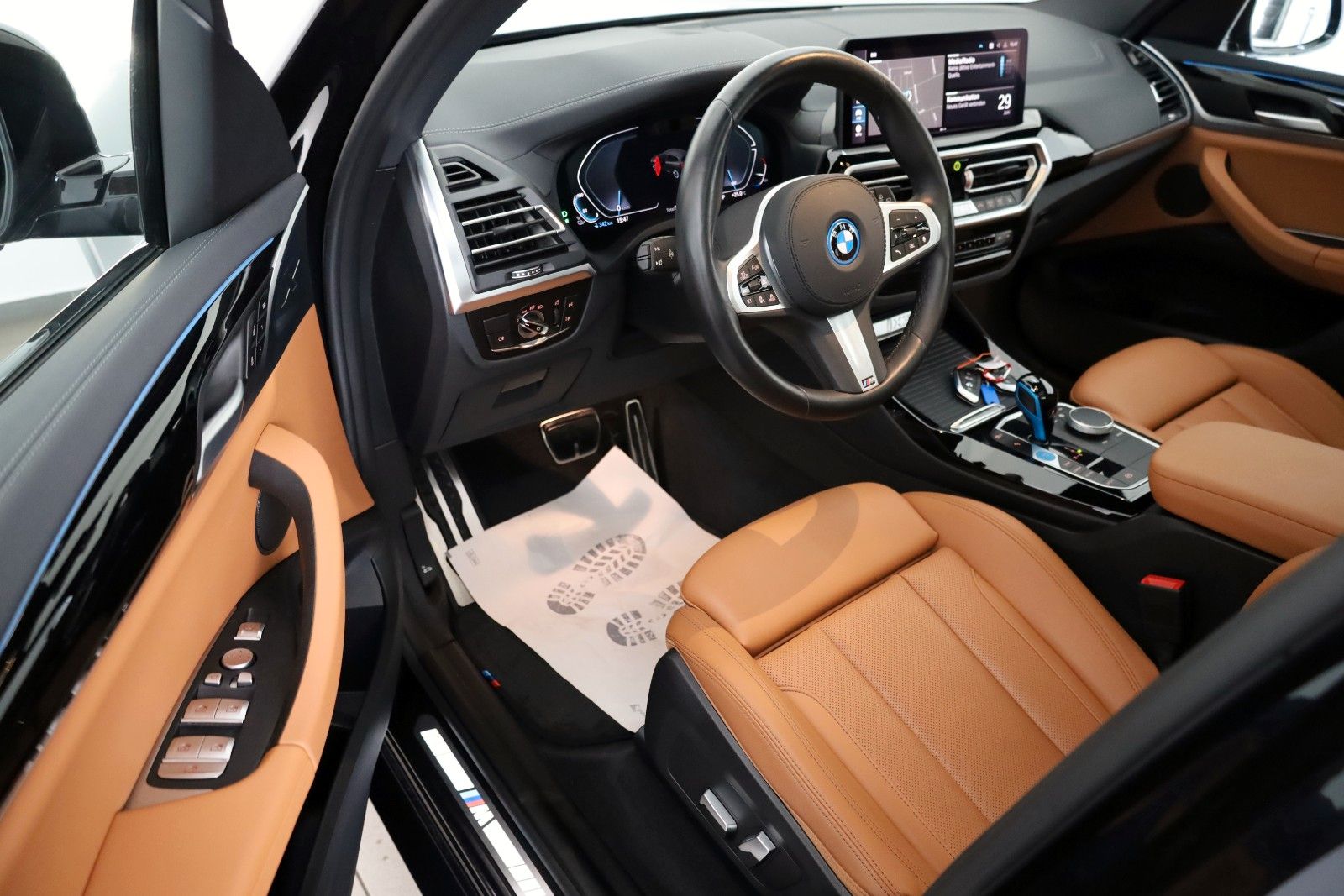 Fahrzeugabbildung BMW iX3 Inspiring+M Sport,Leder,Navi,LED,SH,Panorama