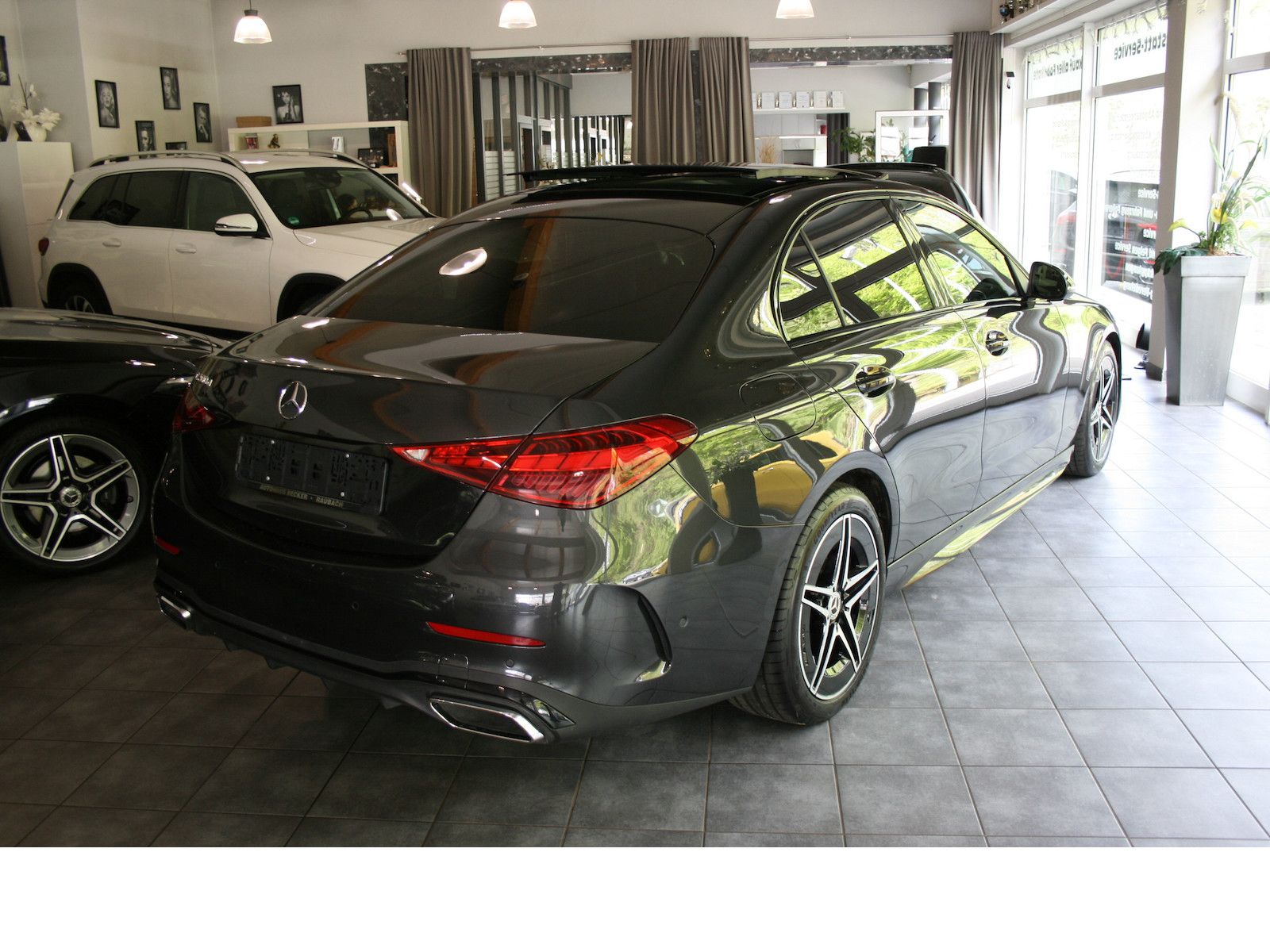 Fahrzeugabbildung Mercedes-Benz C 200 d AMG Plus *AHK*Pano-Dach*Night*Memory