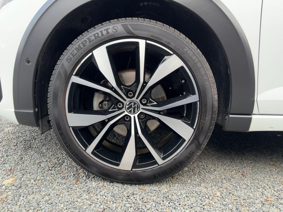 Volkswagen Taigo R-Line 1.5 TSI KAMERA IQ.LIGHT SIDE BEATS