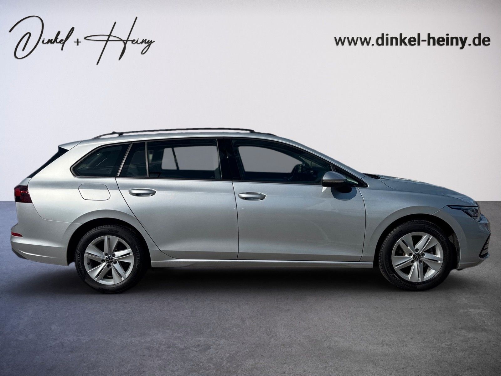 Fahrzeugabbildung Volkswagen Golf VIII Variant Life eTSI