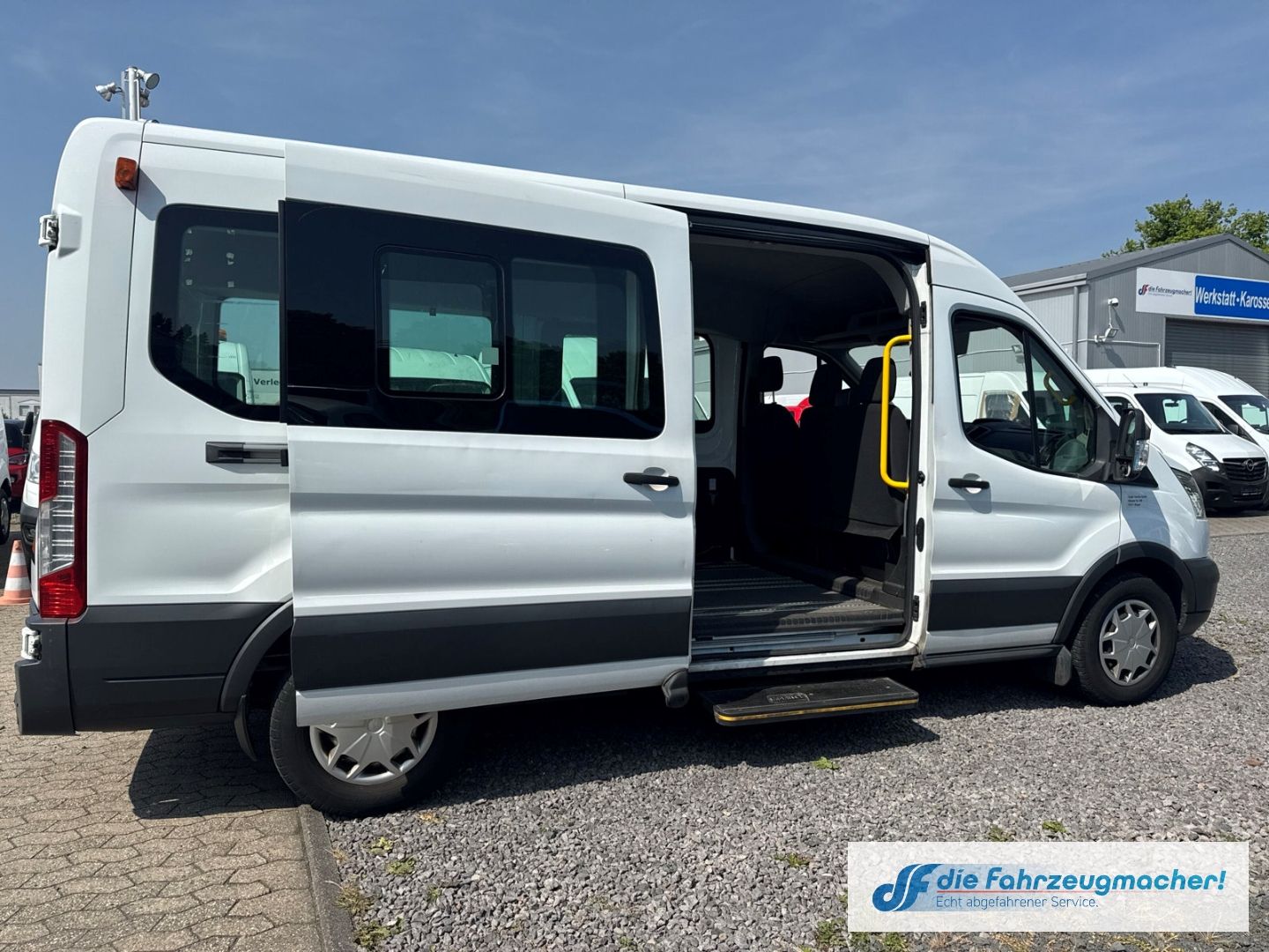 Fahrzeugabbildung Ford Transit Kombi 350 L3 Trend 2.2 TDCi DPF *1465 *K